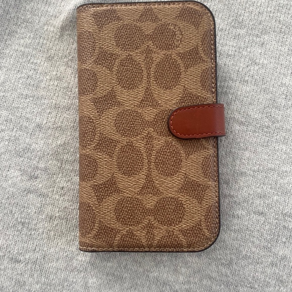 Coach Logo Phone Case For I Phone 15 - Picture 1 of 7